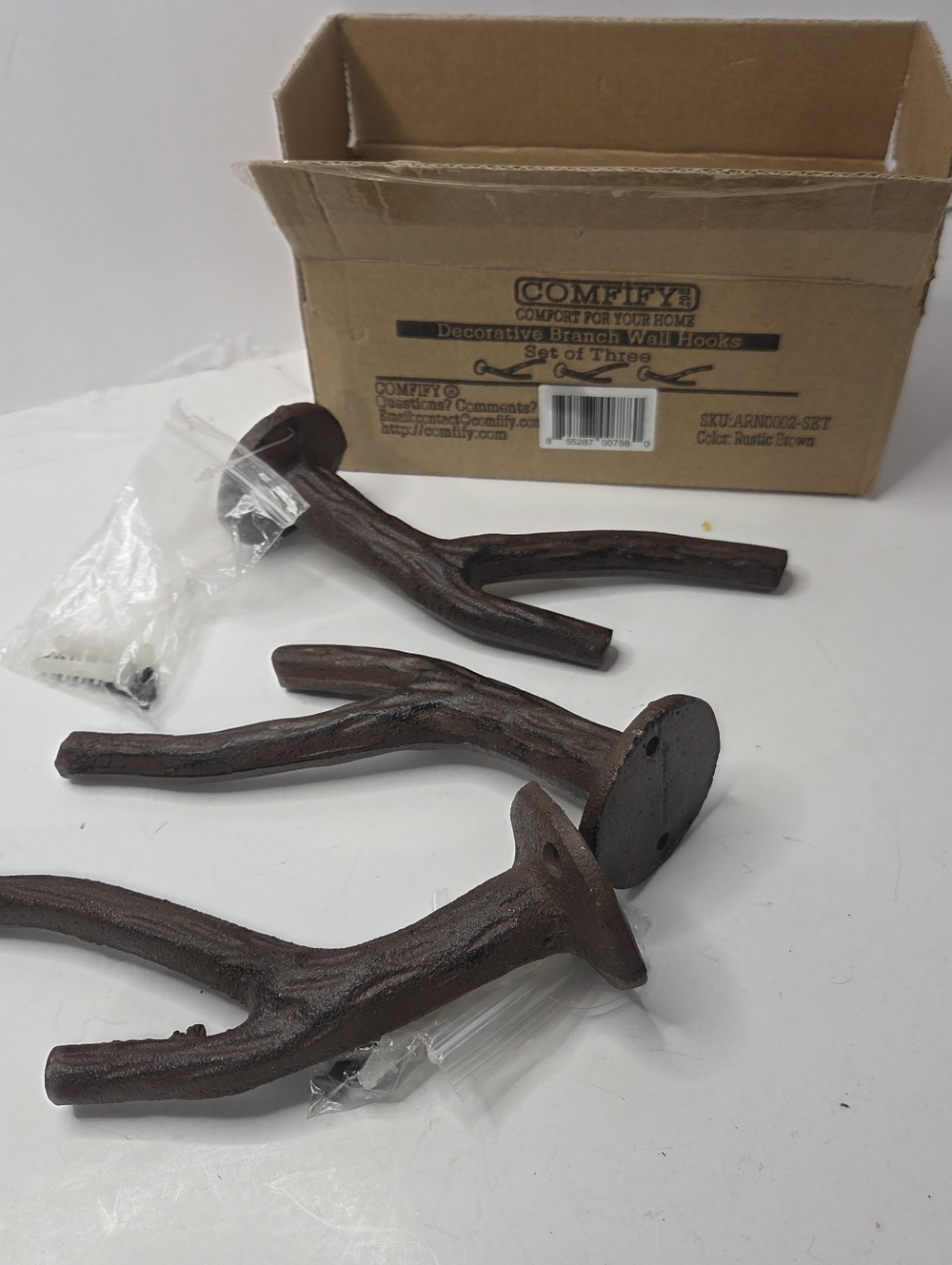 decorative tree branch wall hanger hooks 3pc new in box brown rustic cabincore